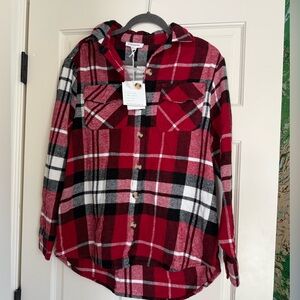 Super cute flannel with pockets. NWT